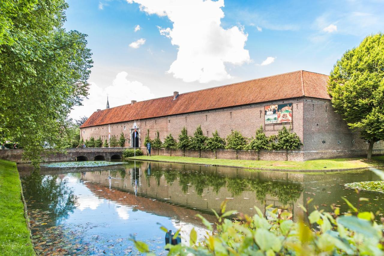 Landgoed Kasteel Limbricht Bed & Breakfast Dış mekan fotoğraf