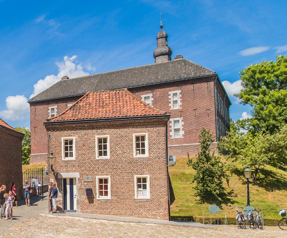 Landgoed Kasteel Limbricht Bed & Breakfast Dış mekan fotoğraf