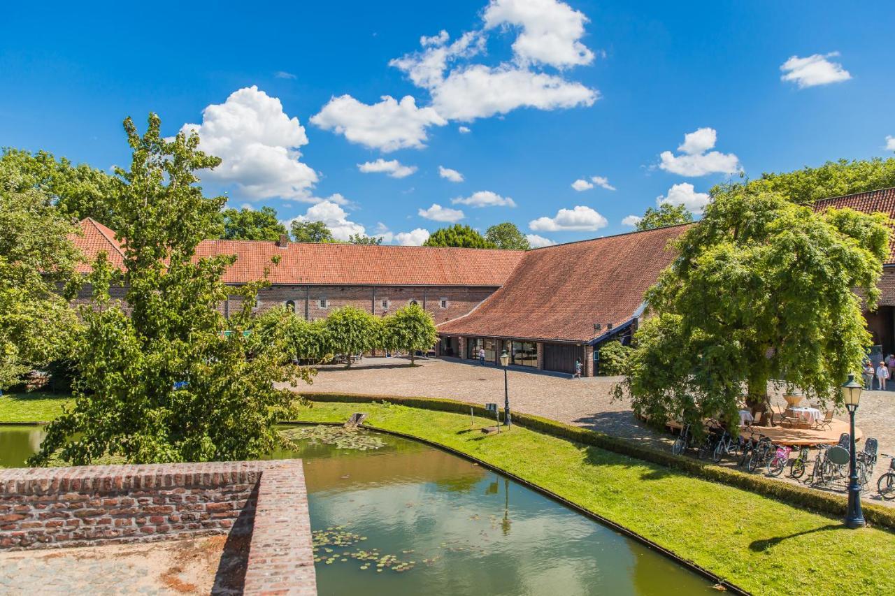 Landgoed Kasteel Limbricht Bed & Breakfast Dış mekan fotoğraf